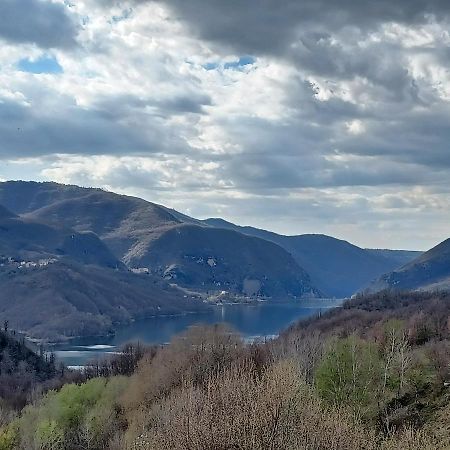 Agriturismo I Due Regni Petrella Salto Exteriör bild