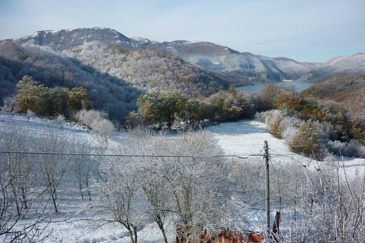 Agriturismo I Due Regni Petrella Salto Exteriör bild